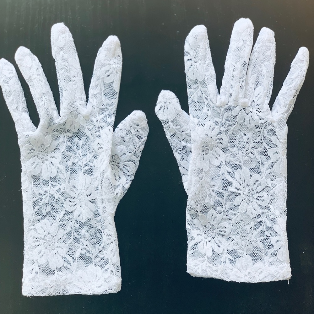 White Laced Stretch Gloves Adult ONE SIZE FITS ALL